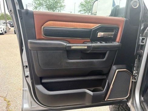 Used 2020 RAM 2500 Limited AWD/4WD image 11