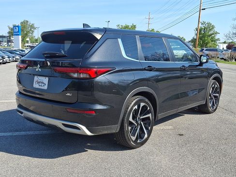 Used 2022 Mitsubishi Outlander SE FWD image 6