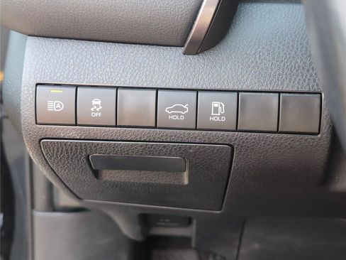 Used 2024 Toyota Camry SE FWD image 31