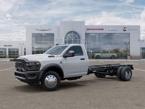 New 2026 RAM 5500 Tradesman image 2