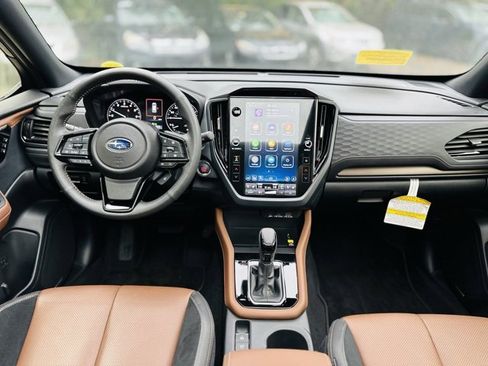 Used 2025 Subaru Forester Touring image 27
