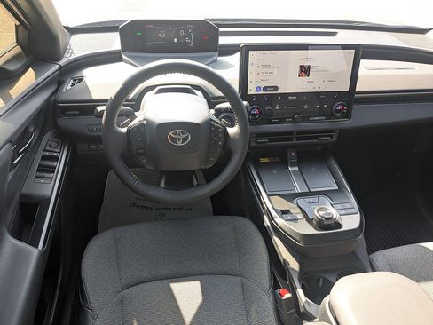 Certified 2026 Toyota bZ FWD image 28