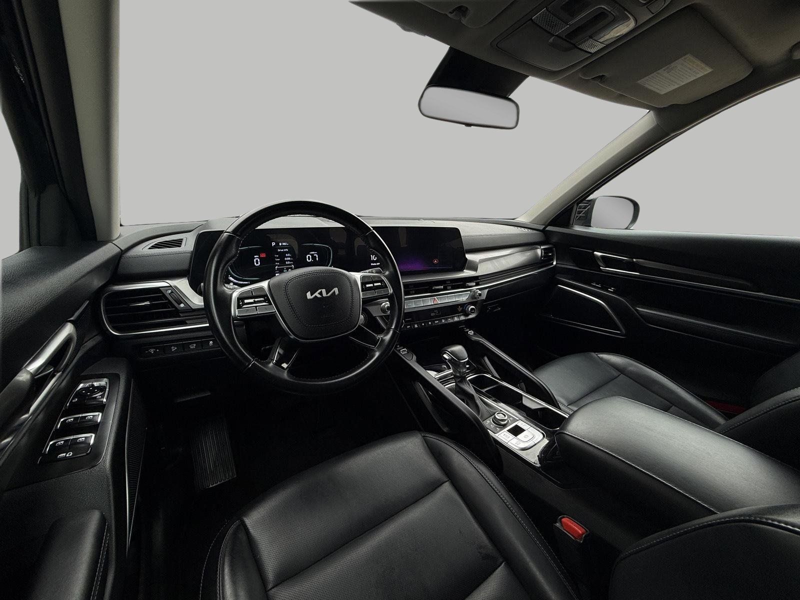 Used 2025 Kia Telluride S AWD/4WD image 26