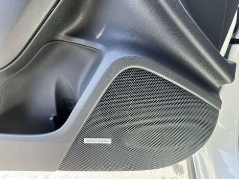 Certified 2025 Subaru Crosstrek 2.5i Limited w/ Crosstrek Mirror Package image 24