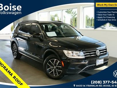 Used 2021 Volkswagen Tiguan SE w/ Panoramic Sunroof Package