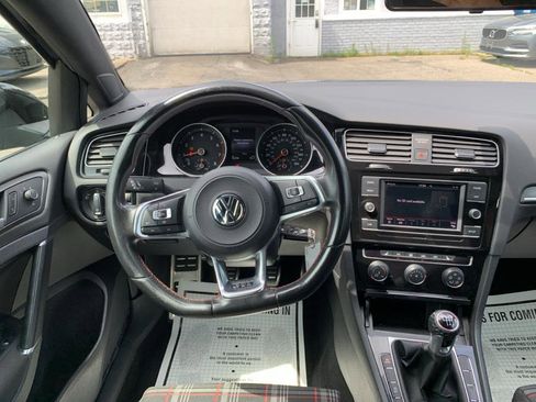 Used 2019 Volkswagen GTI S image 16