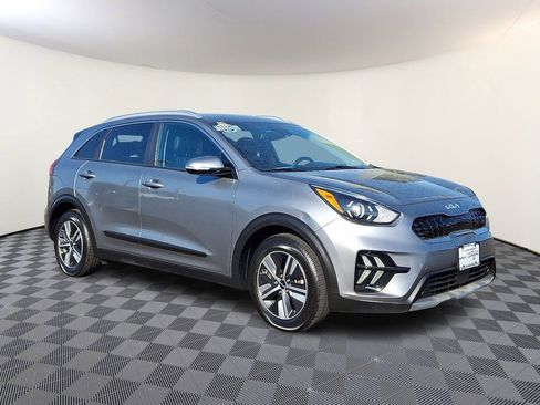 Certified 2022 Kia Niro EX image 1