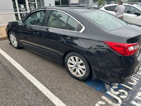 Used 2015 Subaru Legacy 2.5i Premium w/ Moonroof Package AWD/4WD image 13