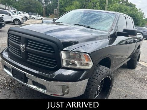 Used 2019 RAM 1500 Big Horn AWD/4WD image 1