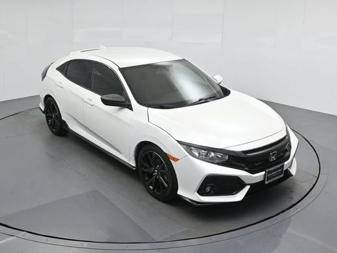 Used 2018 Honda Civic Sport image 31