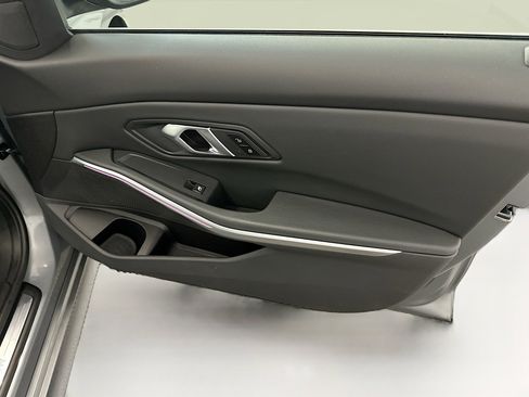 Used 2025 BMW 330i xDrive Sedan image 34