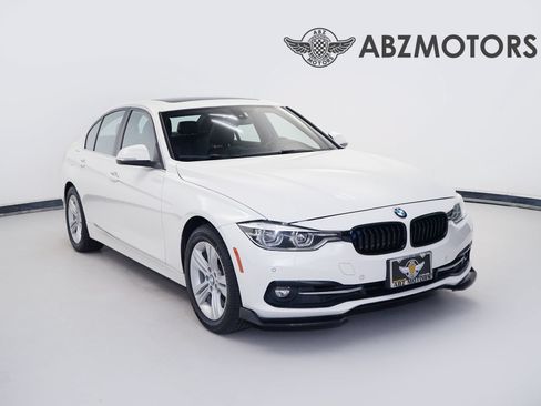 Used 2018 BMW 330i Sedan w/ Convenience Package RWD image 1