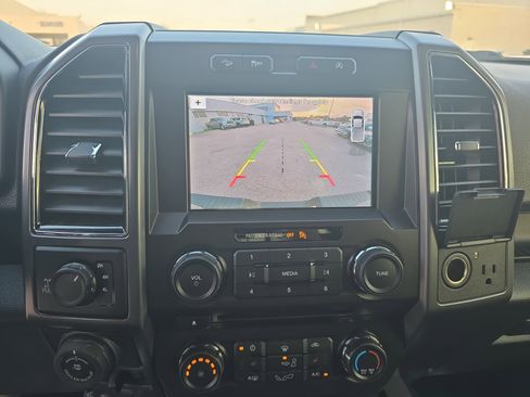 Used 2018 Ford F150 XLT w/ Equipment Group 302A Luxury image 26