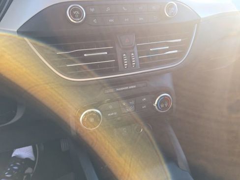 Used 2022 Ford Escape S image 6