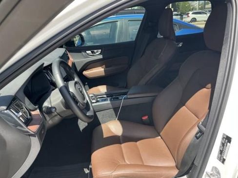 Used 2024 Volvo XC60 B5 Plus w/ Protection Package Premier AWD/4WD image 3
