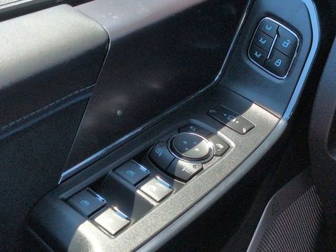 New 2026 Ford F250 Platinum w/ Tremor Off-Road Package image 26