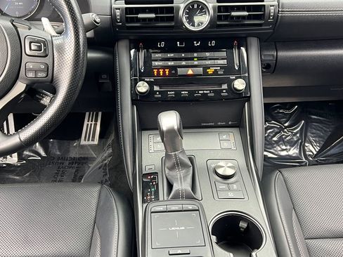 Used 2023 Lexus IS 350 F Sport image 12