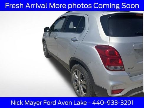 Used 2019 Chevrolet Trax LT w/ Driver Confidence Package FWD image 5