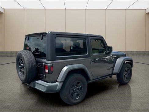 Used 2023 Jeep Wrangler Sport AWD/4WD image 3