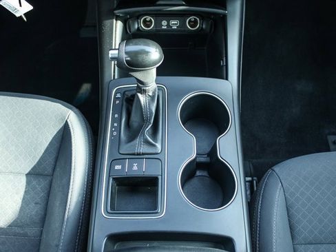 Used 2016 Kia Sorento LX image 18