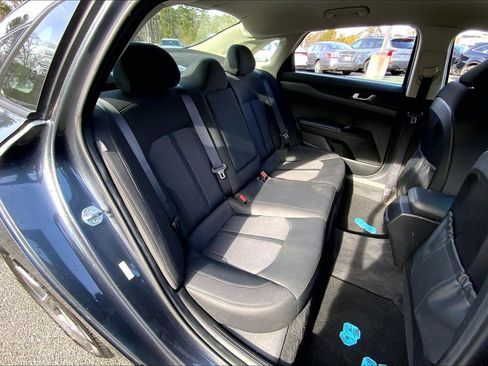 Used 2022 Kia K5 LXS image 29