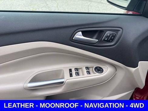 Used 2017 Ford Escape Titanium AWD/4WD image 15