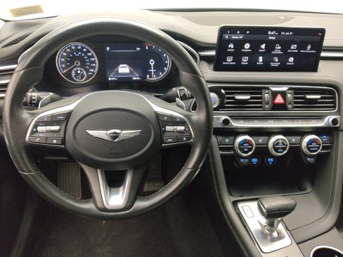 Used 2022 Genesis G70 2.0T RWD image 22