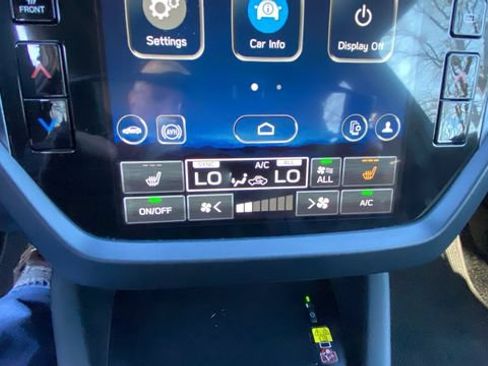 Certified 2025 Subaru Forester Limited AWD/4WD image 28