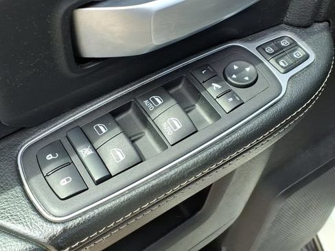 Used 2024 RAM 2500 Big Horn AWD/4WD image 19