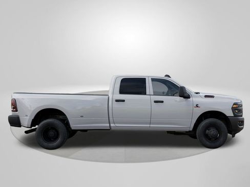 New 2026 RAM 3500 Tradesman image 21