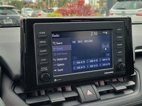 Used 2022 Toyota RAV4 XLE image 22