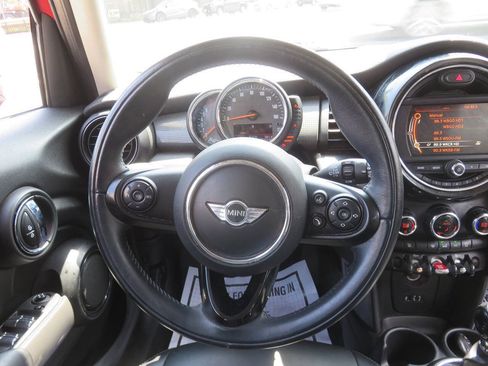 Used 2015 MINI Cooper 4-Door Hardtop FWD image 14