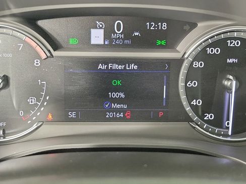 Used 2025 Cadillac XT6 Premium Luxury FWD image 25