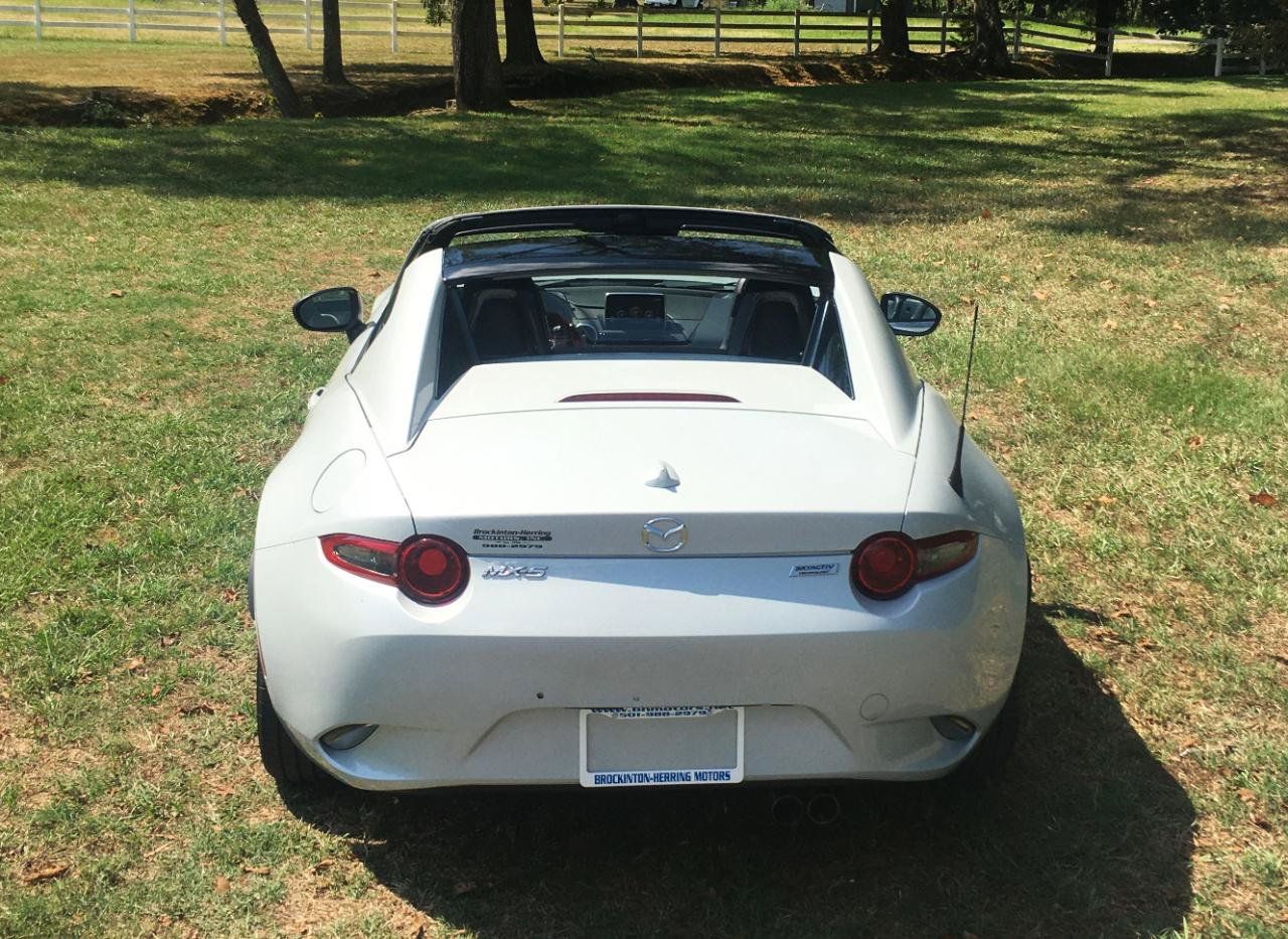 Used 2017 MAZDA MX-5 Miata RF Grand Touring RWD image 6