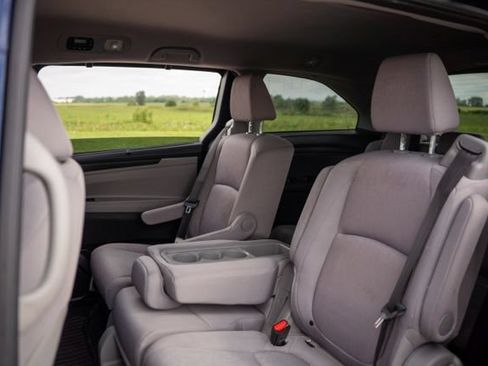 Used 2018 Honda Odyssey EX image 15