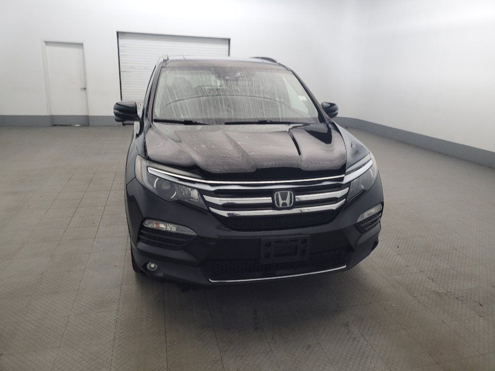 Used 2017 Honda Pilot Touring image 14