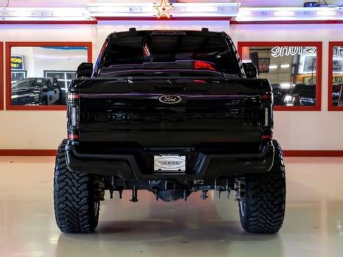 Used 2022 Ford F250 XL w/ Power Equipment Group AWD/4WD image 11