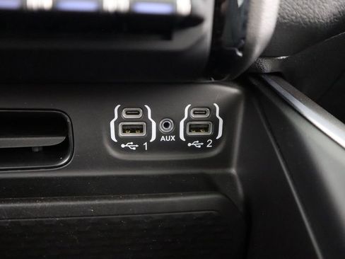 Used 2023 RAM 1500 Big Horn image 30