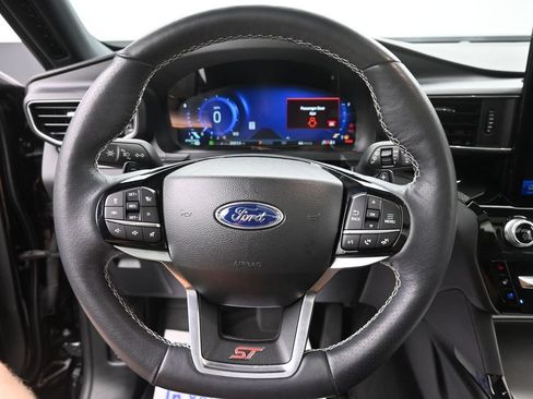 Used 2023 Ford Explorer ST w/ Equipment Group 401A AWD/4WD image 27