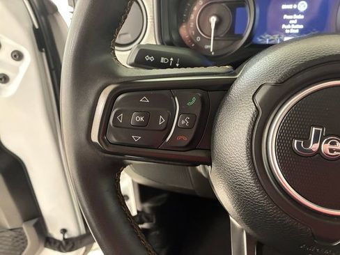 Used 2024 Jeep Wrangler Unlimited w/ Convenience Group image 23