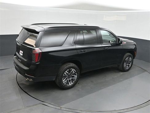 Used 2025 Chevrolet Tahoe Z71 image 32