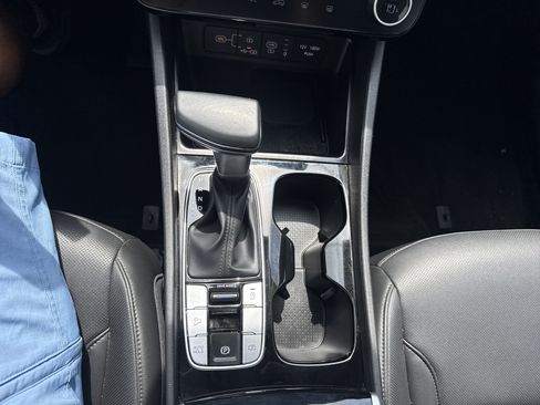 Used 2025 Hyundai Tucson SEL FWD image 19