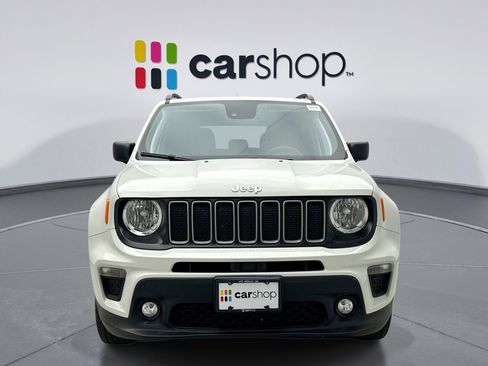 Used 2023 Jeep Renegade Latitude w/ Sun & Fun Group image 8