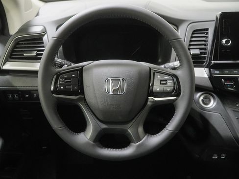 New 2026 Honda Odyssey EX-L image 24
