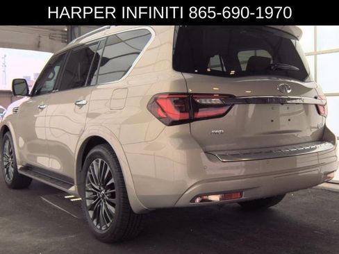 Used 2024 INFINITI QX80 Premium Select w/ Cargo Package AWD/4WD image 2