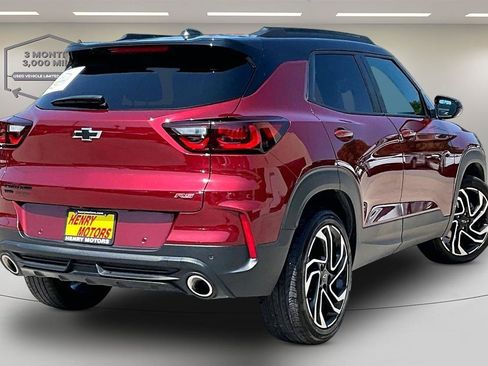 Used 2024 Chevrolet TrailBlazer RS w/ Convenience Package AWD/4WD image 6