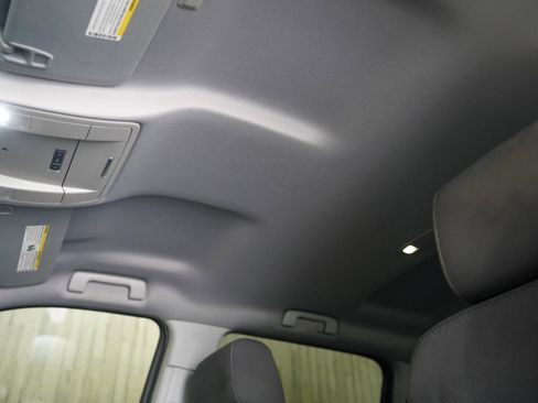 Used 2015 Chevrolet Silverado 1500 LT AWD/4WD image 24
