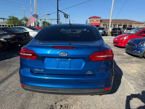 Used 2018 Ford Focus SE image 7