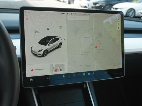 Used 2020 Tesla Model Y Long Range AWD/4WD image 21