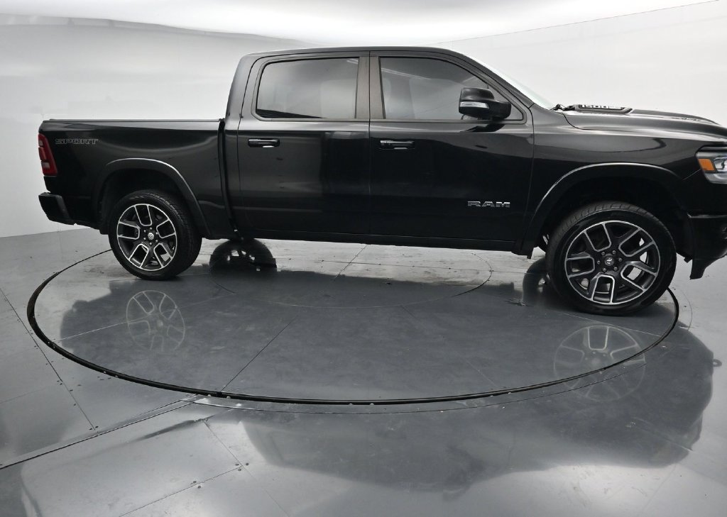 Used 2021 RAM 1500 Laramie AWD/4WD image 9